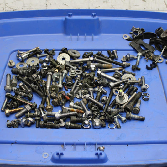 2005 Kawasaki Vulcan 1600 VN1600D Nomad MISCELLANEOUS BOLTS ENGINE BB556