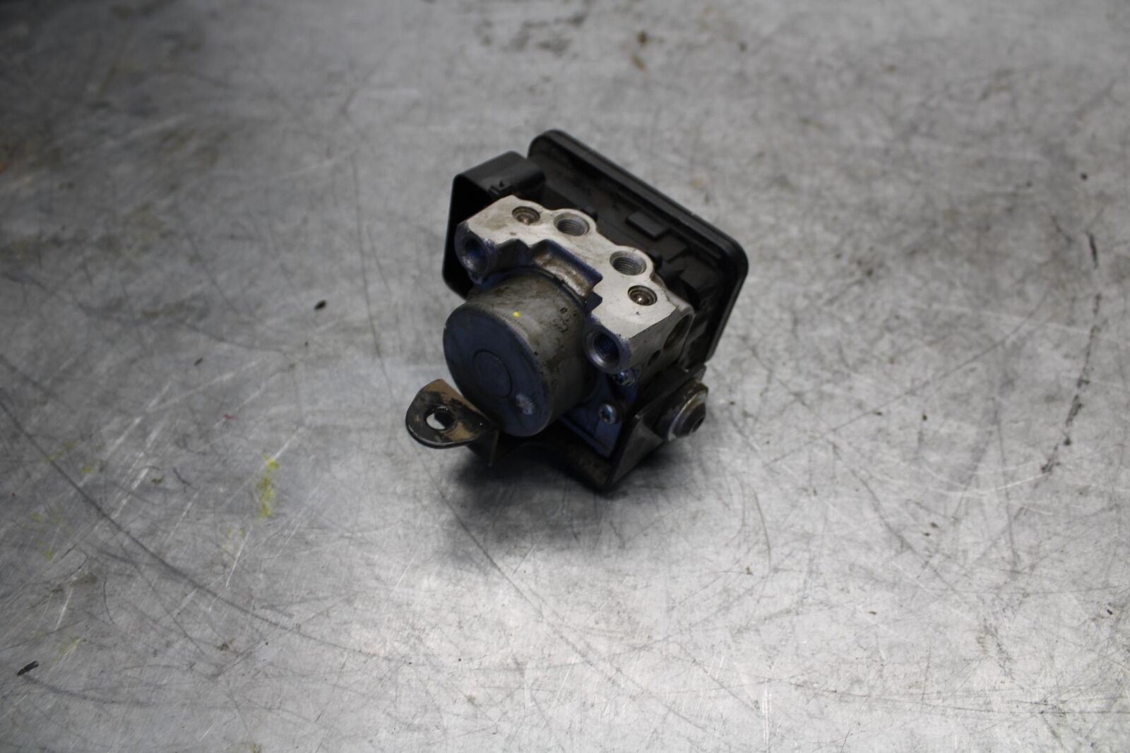 13-17 KAWASAKI NINJA 300 ABS PUMP UNIT MODULE BB429