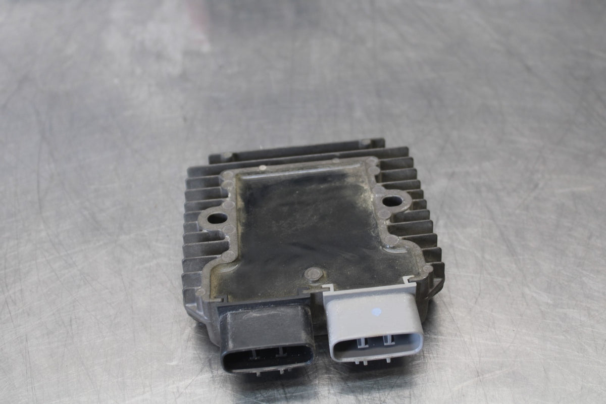 13-18 KAWASAKI NINJA ZX6R RECTIFIER VOLTAGE REGULATOR BB908