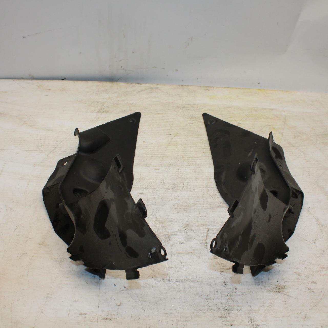 11-12 KAWASAKI NINJA 400 EX400 C LOWER FRONT UPPER INNER HEADLIGHT COWL BB358