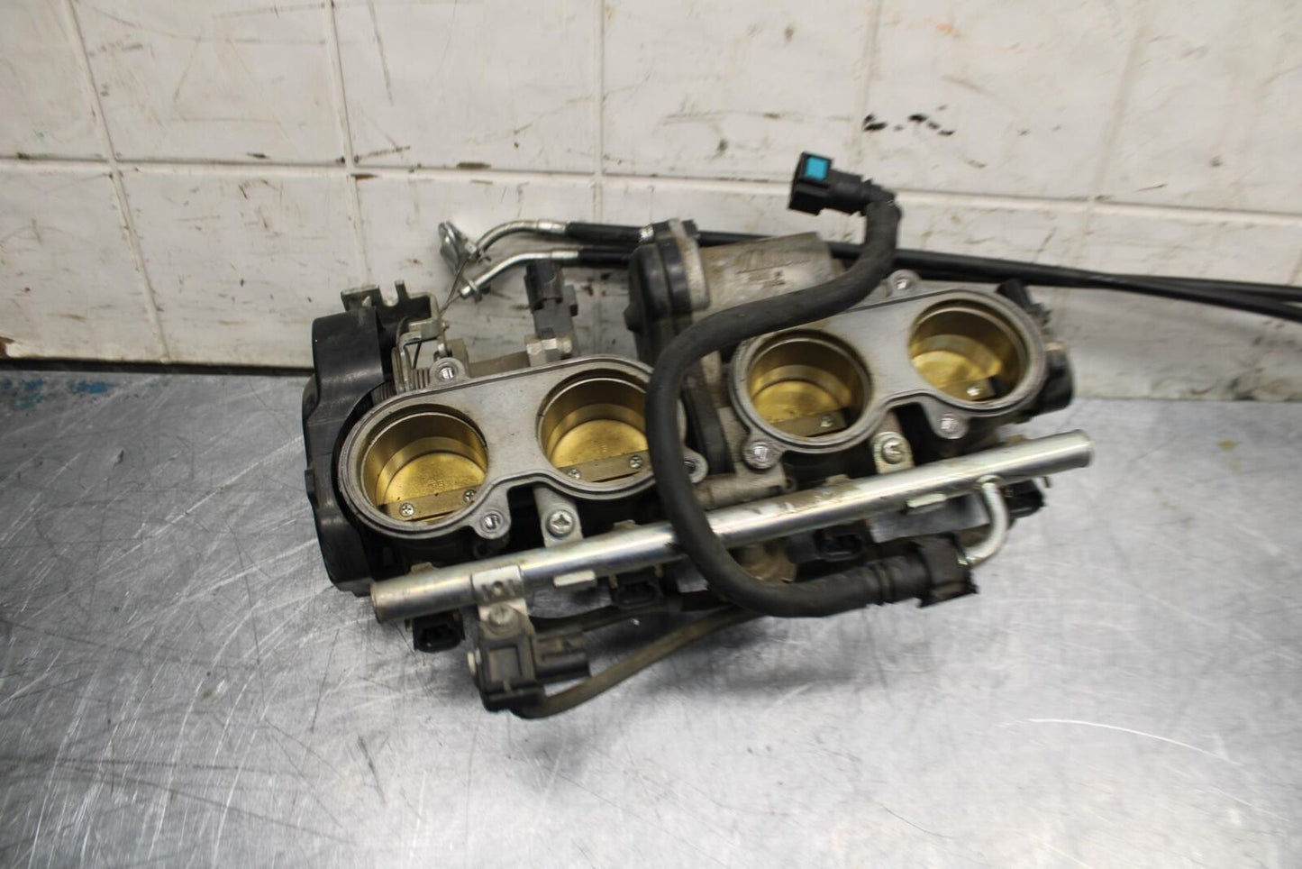 07-08 YAMAHA YZF R1 MAIN FUEL INJECTORS / THROTTLE BODIES BB483