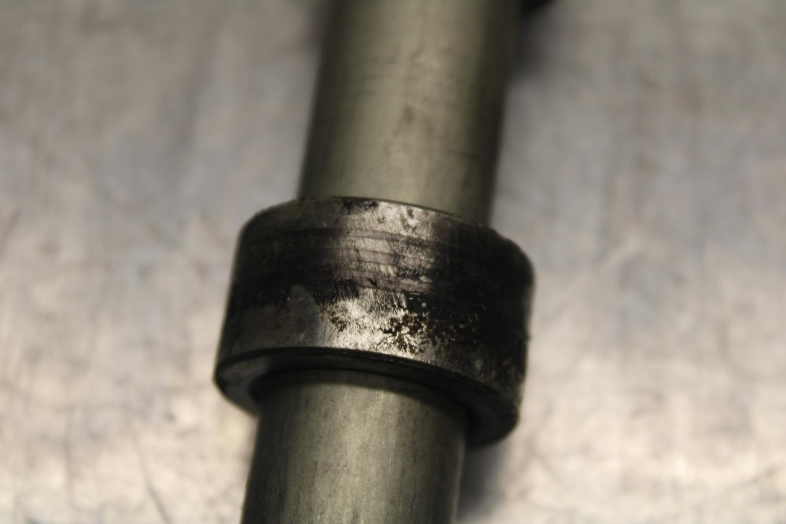 17-20 KAWASAKI NINJA 650 EX650 ABS FRONT WHEEL RIM AXLE PIVOT BOLT BB88