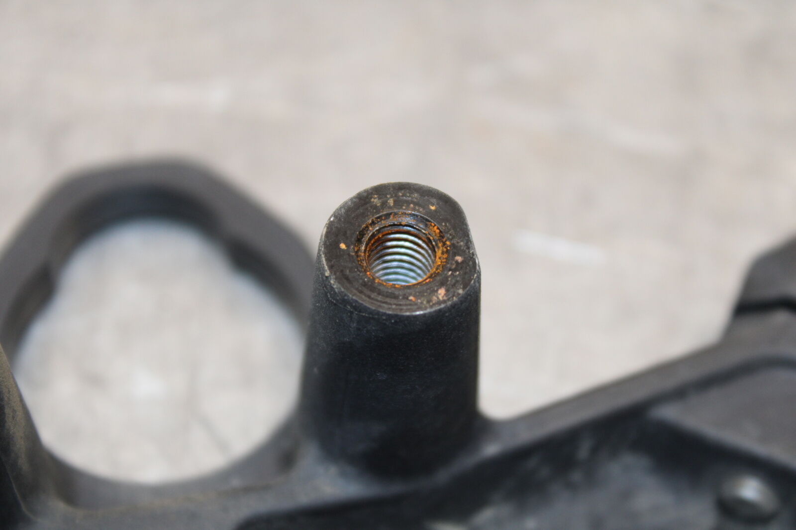 05-06 SUZUKI GSXR1000 FORKS UPPER TRIPLE TREE CLAMP 51311-41G00 BB663