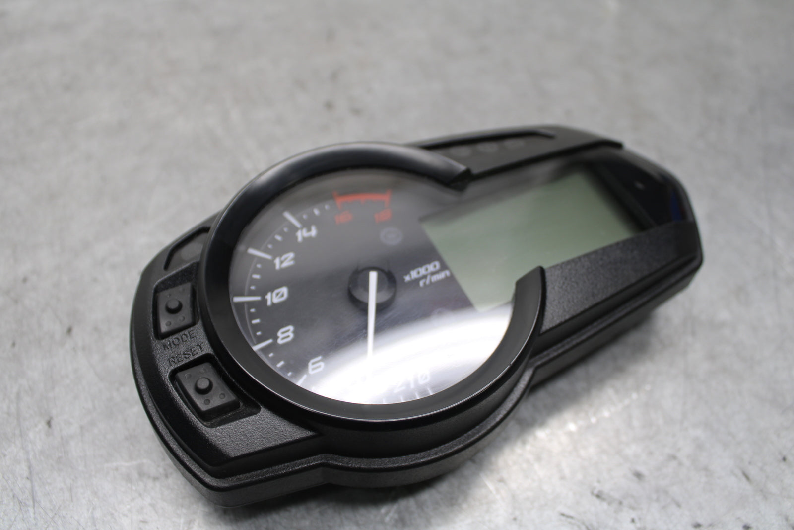 13-18 KAWASAKI NINJA ZX6R SPEEDO TACH GAUGES DISPLAY CLUSTER SPEEDOMETER BB666