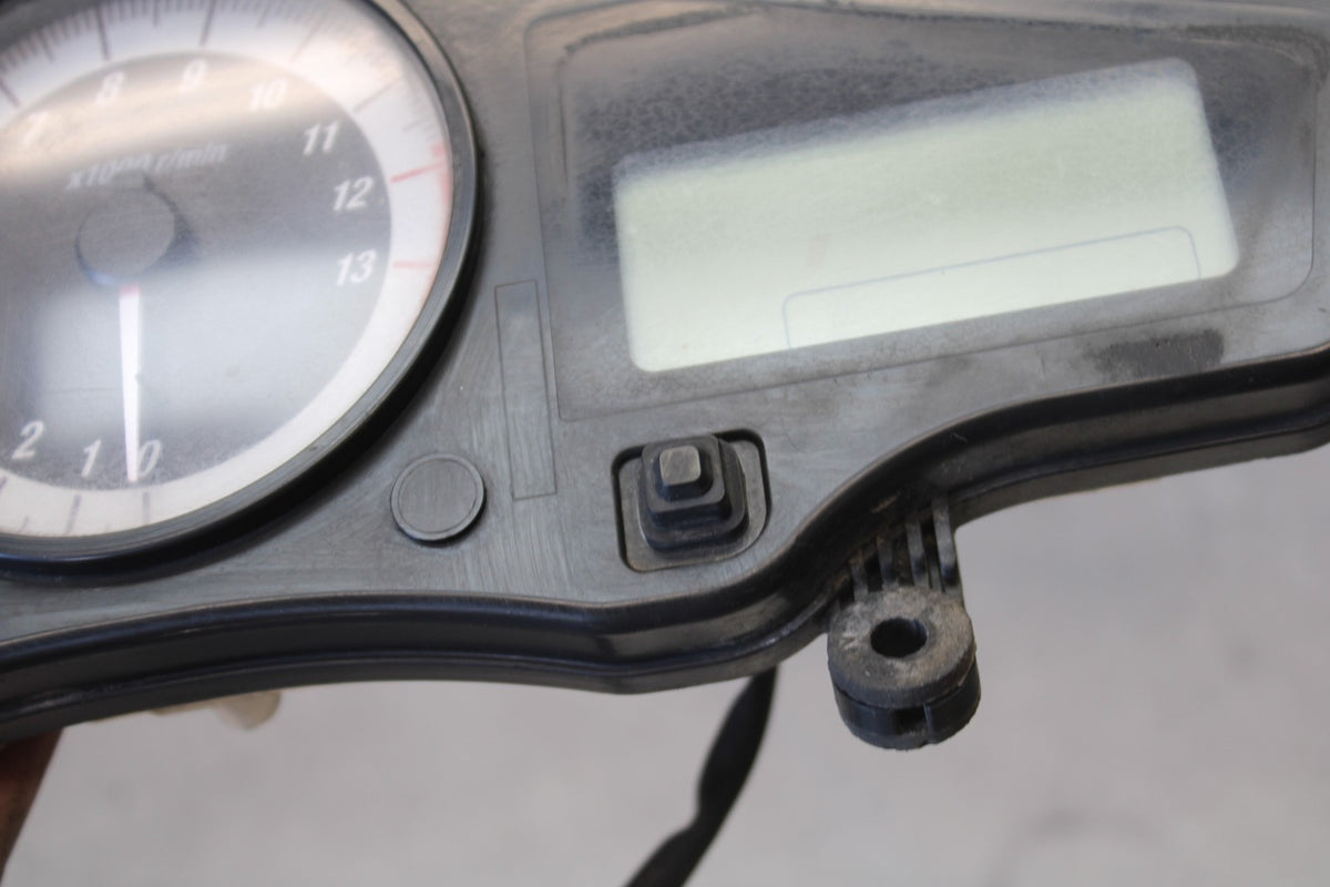 06-07 HONDA INTERCEPTOR 800 VFR800 SPEEDO TACH GAUGES DISPLAY CLUSTER BB917