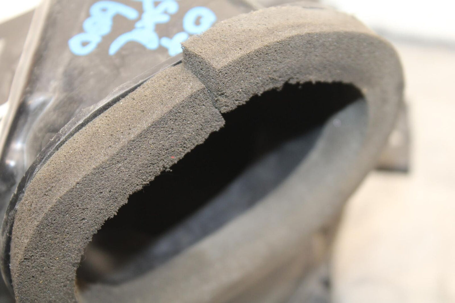 1995 Suzuki RF600R AIRBOX AIR INTAKE FILTER BOX BB104