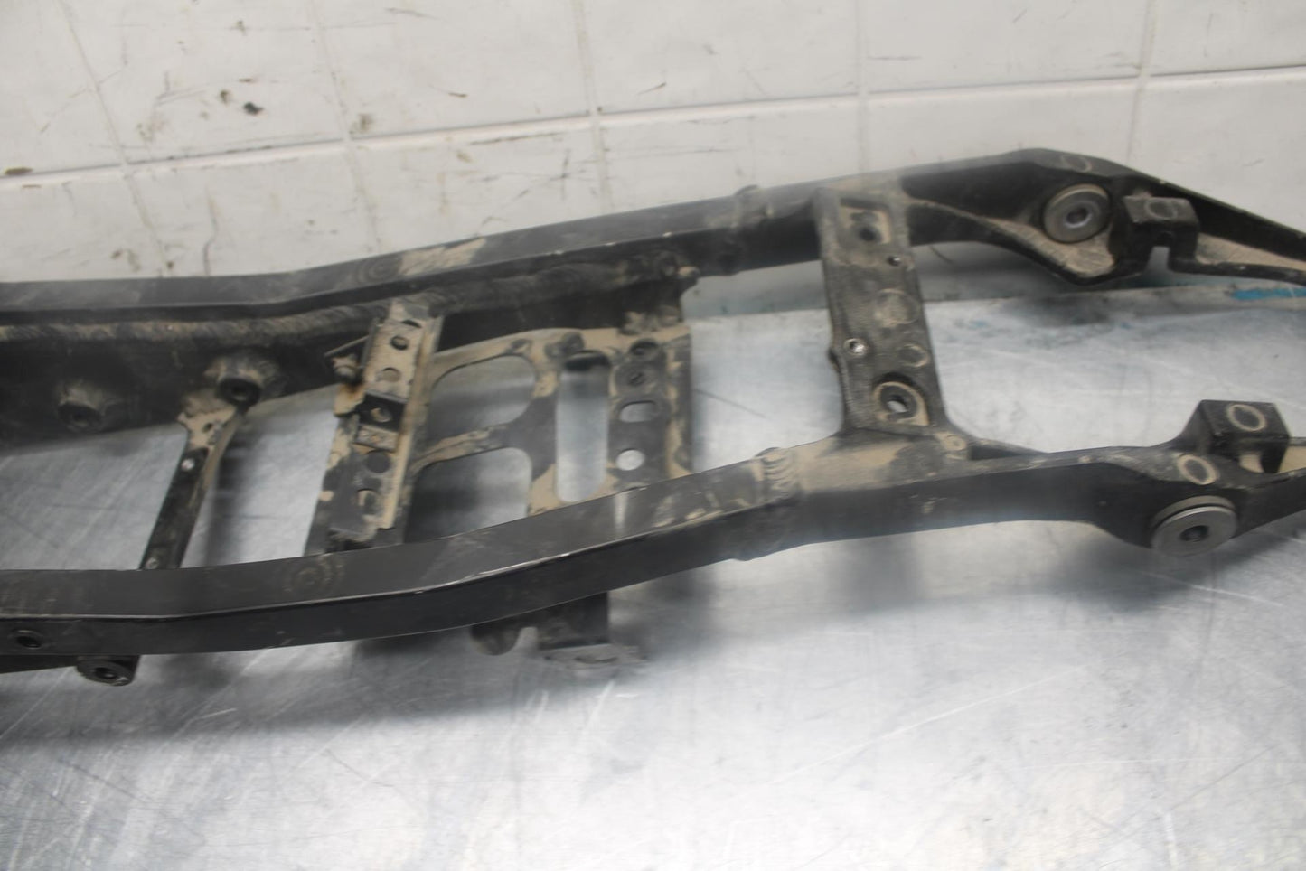 07-08 KAWASAKI NINJA ZX6R REAR SUBFRAME BACK SUB FRAME 32160-0258 BB456