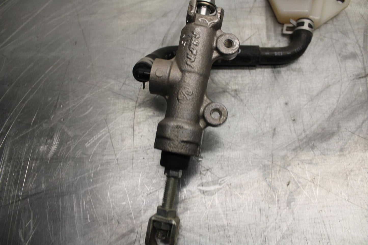 17-23 SUZUKI GSXR 250 GSX250RL8 REAR  BRAKE MASTER CYLINDER W RESERVOIR BB490