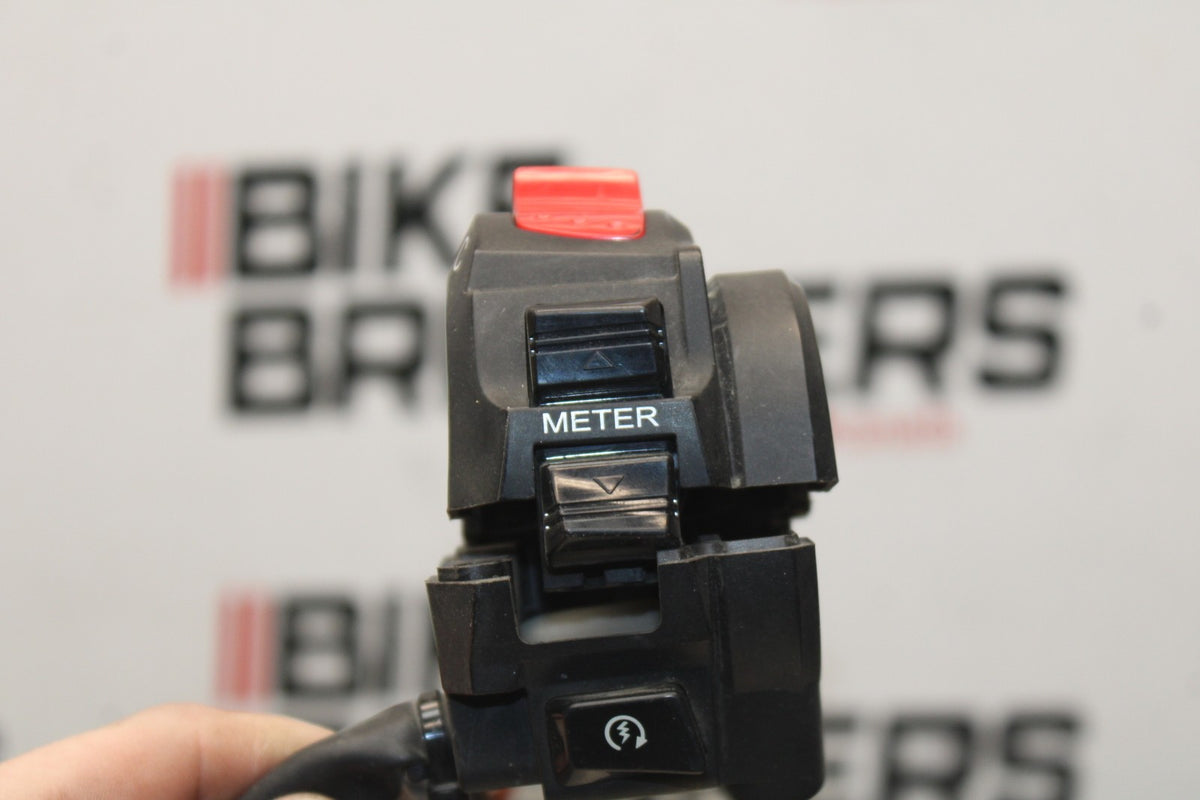 11-25 SUZUKI GSXR 600  RIGHT CLIP ON HANDLE KILL OFF START SWITCH SWITCHES BB810