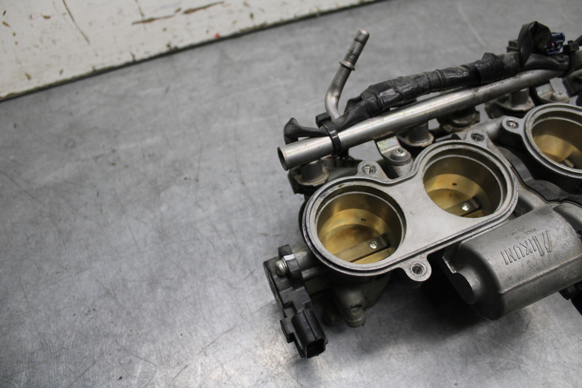 07-08 YAMAHA YZF R1 MAIN FUEL INJECTORS / THROTTLE BODIES BB724