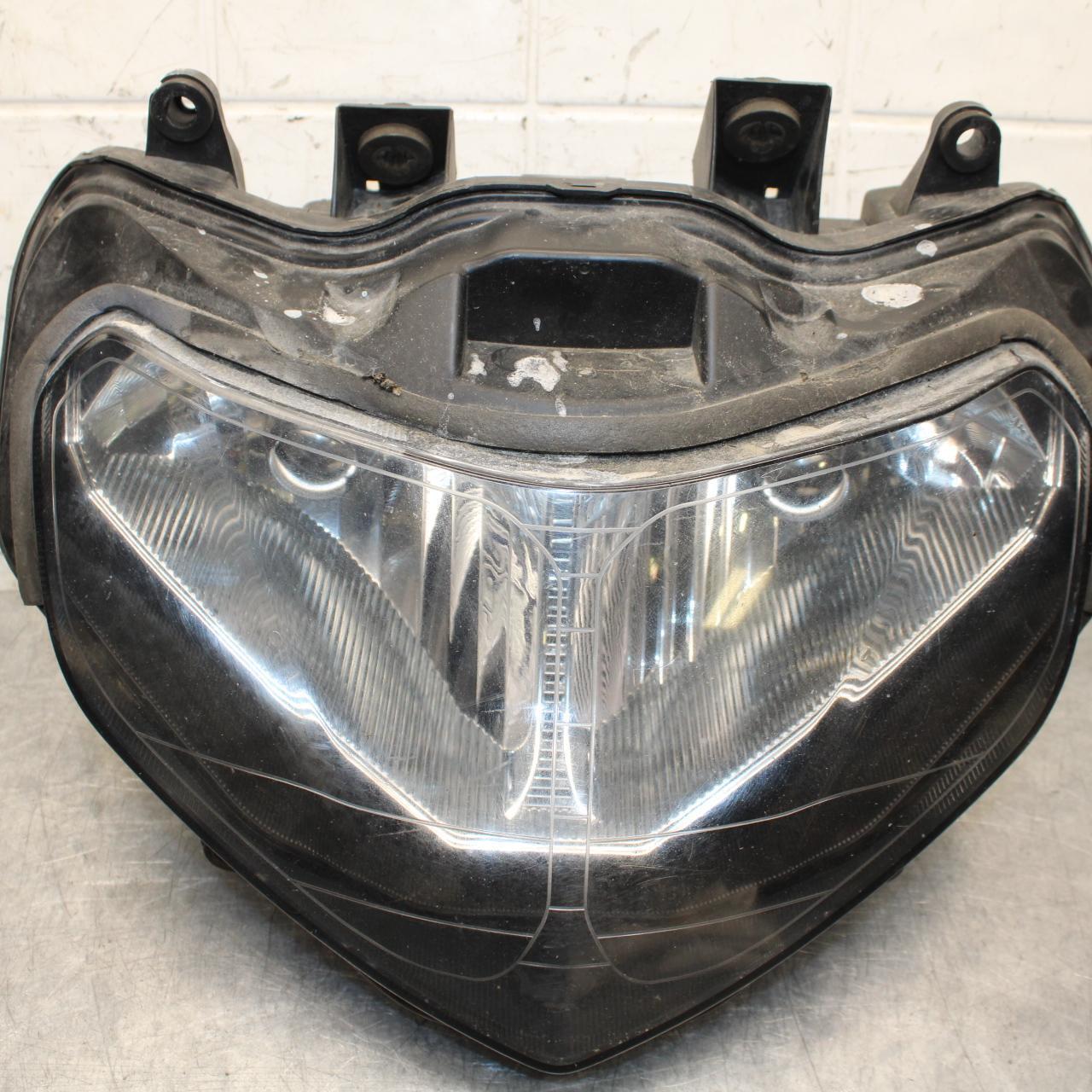 2001 Suzuki GSXR750 FRONT HEADLIGHT HEAD LIGHT LAMP 35100-35F60-999 BB553