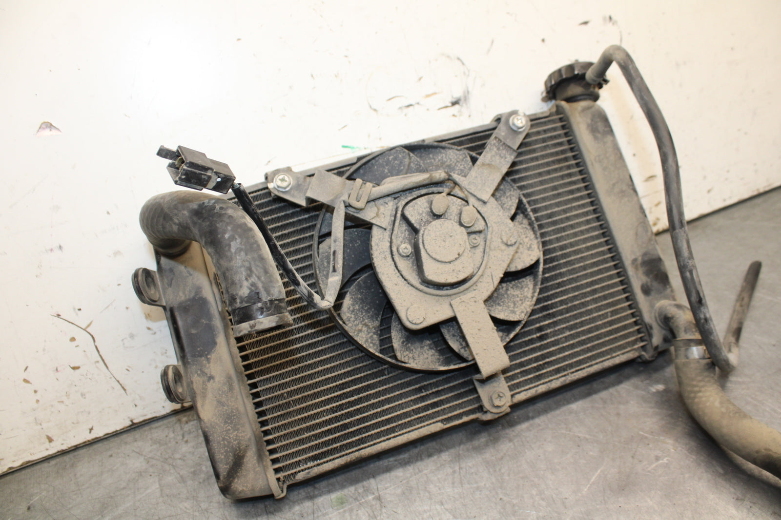 16-17 KAWASAKI VULCAN S 650 EN650 ABS ENGINE COOLER COOLING RADIATOR BB731