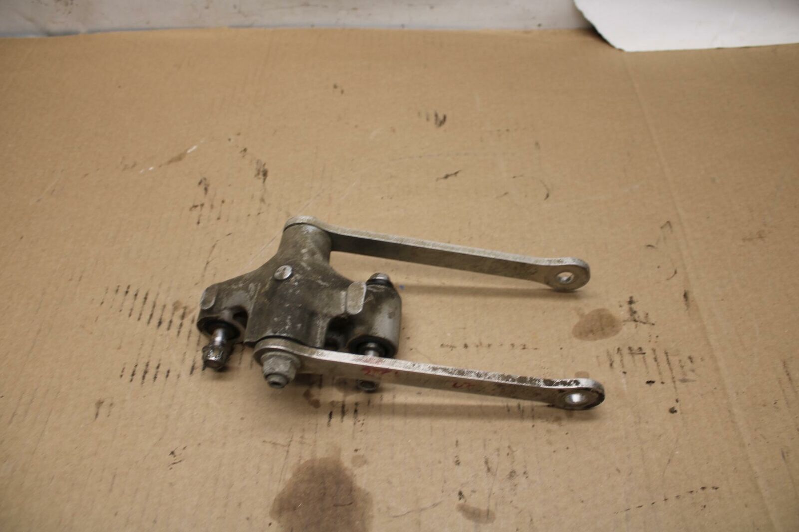 07-08 KAWASAKI NINJA ZX6R REAR DOGBONE SHOCK LINKAGE LINK BB274b