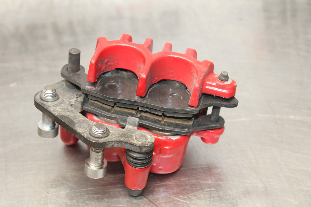 2006 Suzuki Boulevard C90 RIGHT LEFT FRONT BRAKE CALIPER SET PAIR CALIPERS BB849