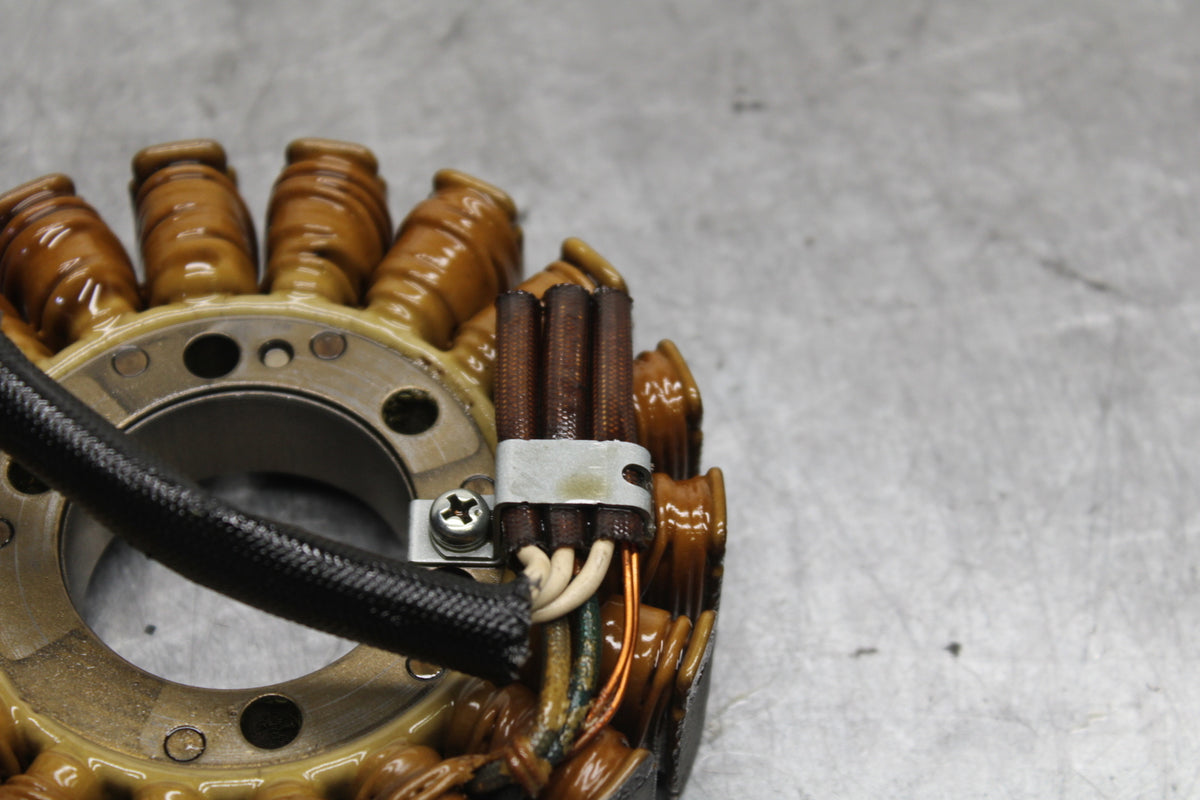 08-09 YAMAHA YZF R6S STATOR GENERATOR ALTERNATOR MAGNETO  BB690