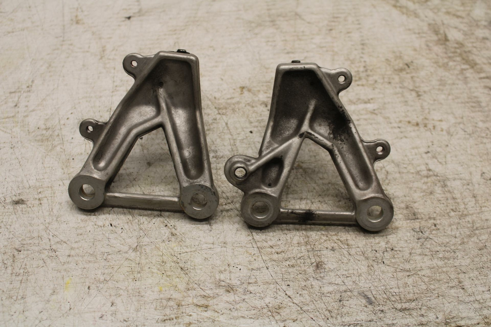 08-10 DUCATI 848 LEFT RIGHT REARSET REAR SET DRIVER PEG BRACKETS MOUNTS BB369