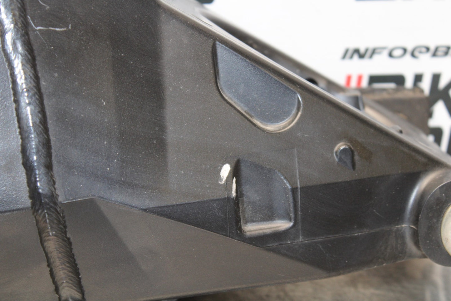 07 SUZUKI GSXR1000 REAR SWINGARM BACK SUSPENSION SWING ARM BB770
