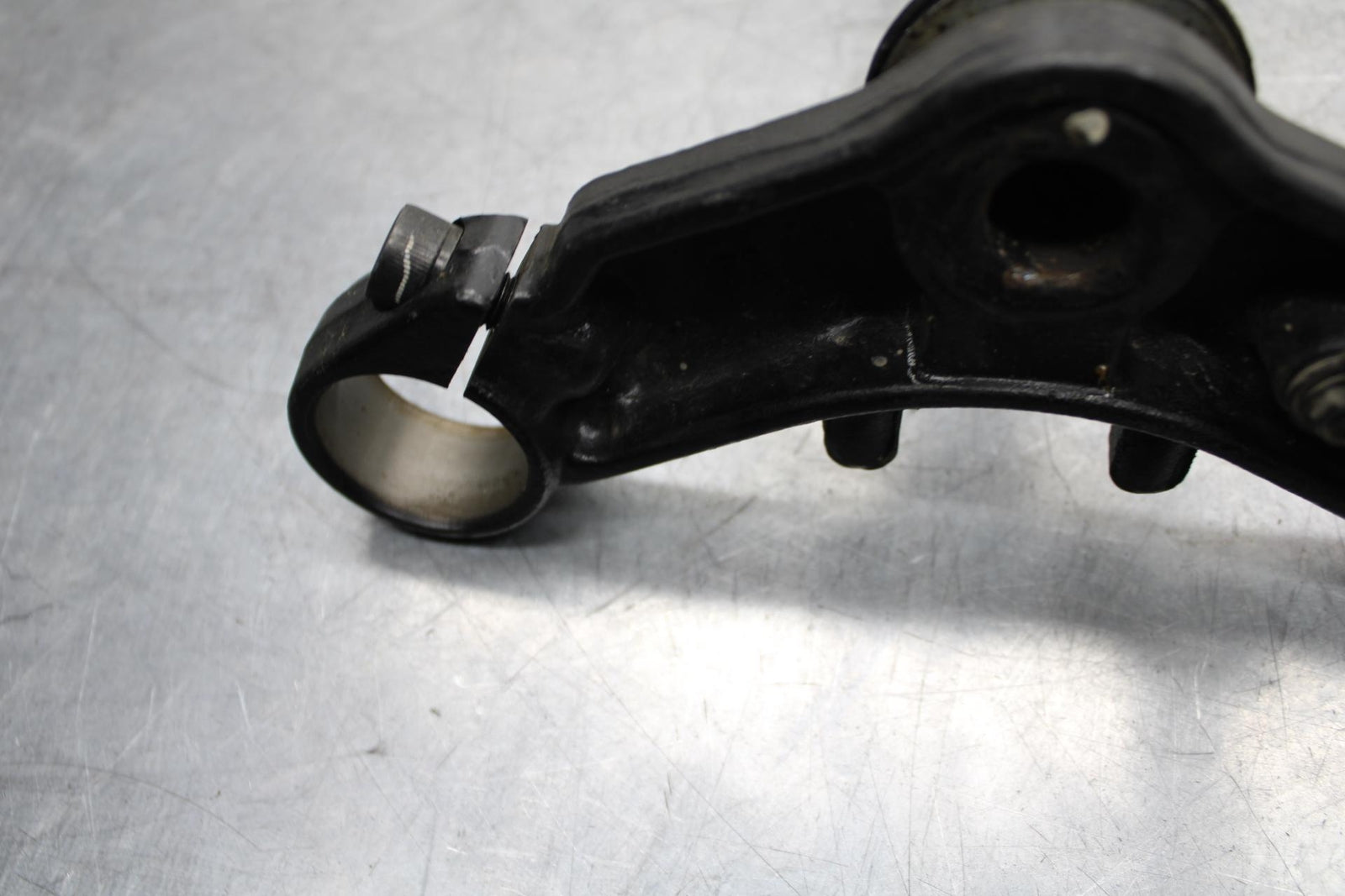 2015 Kawasaki Ninja 300 EX300 FRONT FORKS CLAMP LOWER TRIPLE TREE STEM BB61