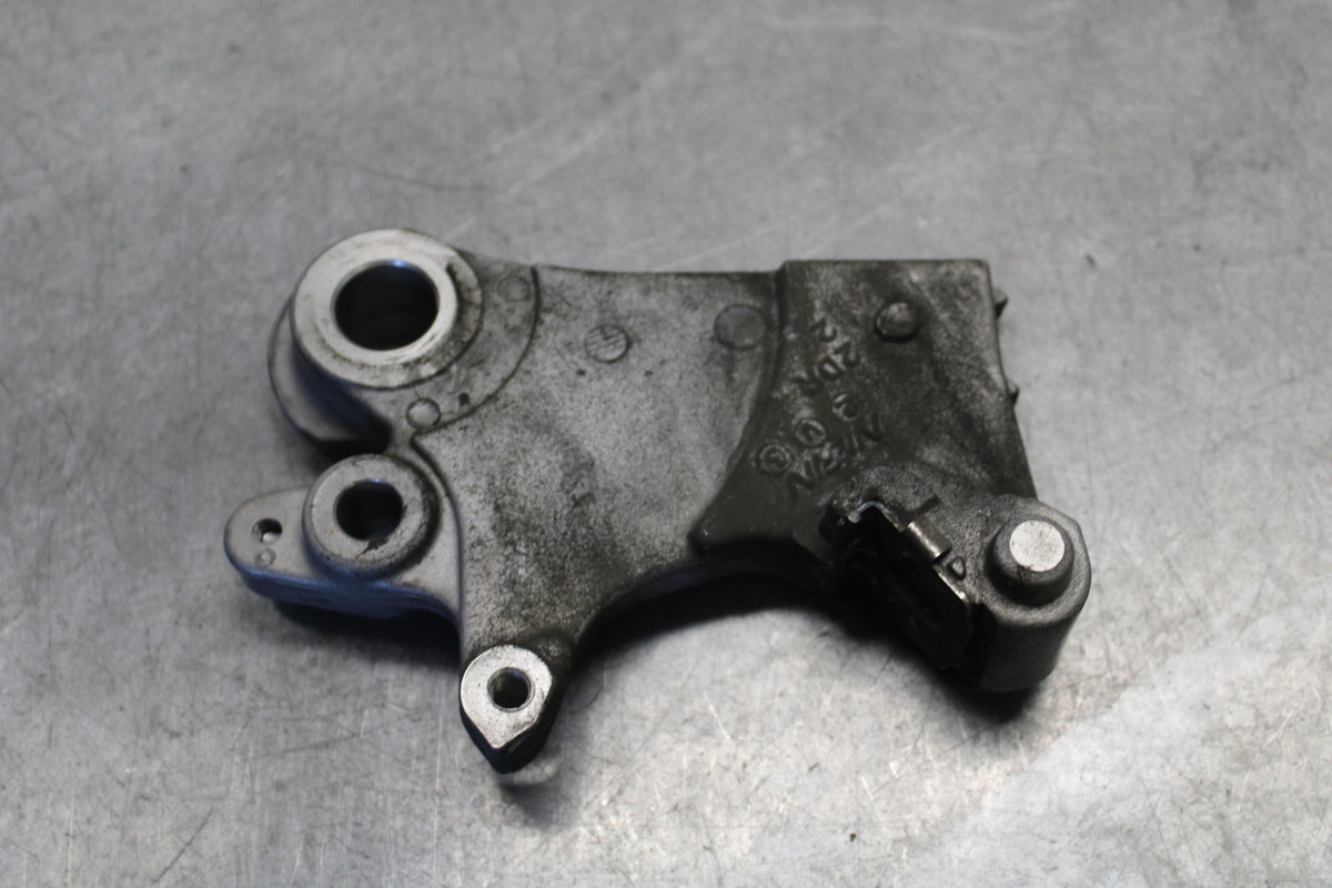 18-24 YAMAHA MT-07 REAR BRAKE CALIPER HANGER BACK MOUNTING BRACKET BB662