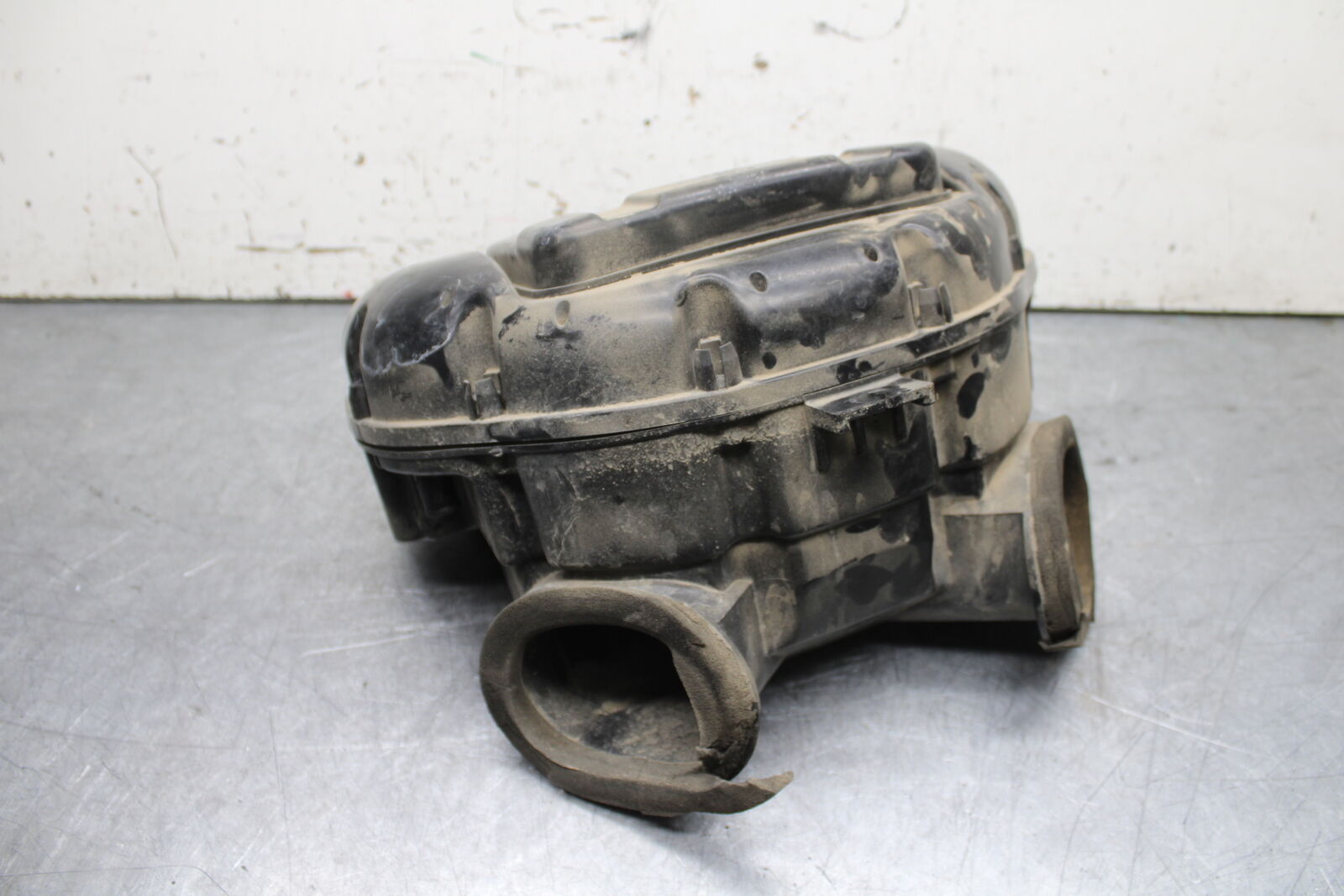 08-10 SUZUKI GSXR 600 AIRBOX AIR INTAKE FILTER BOX  BB721