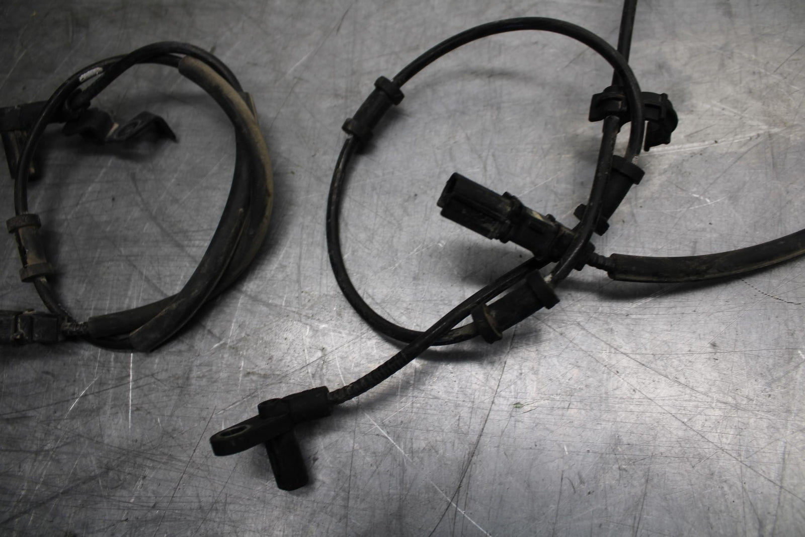 18 KAWASAKI Z 400 FRONT REAR ABS BRAKE SENSOR BB469