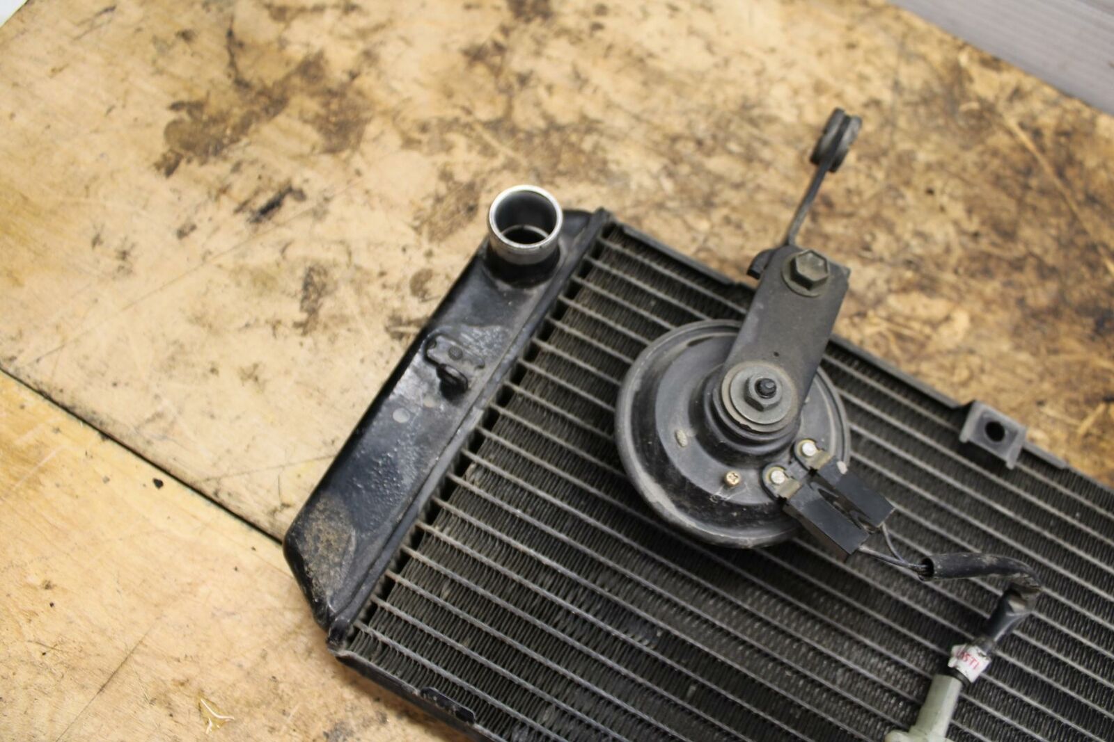 07-11 SUZUKI VSTROM 650 ENGINE RADIATOR MOTOR COOLER COOLING RADIATER BB340