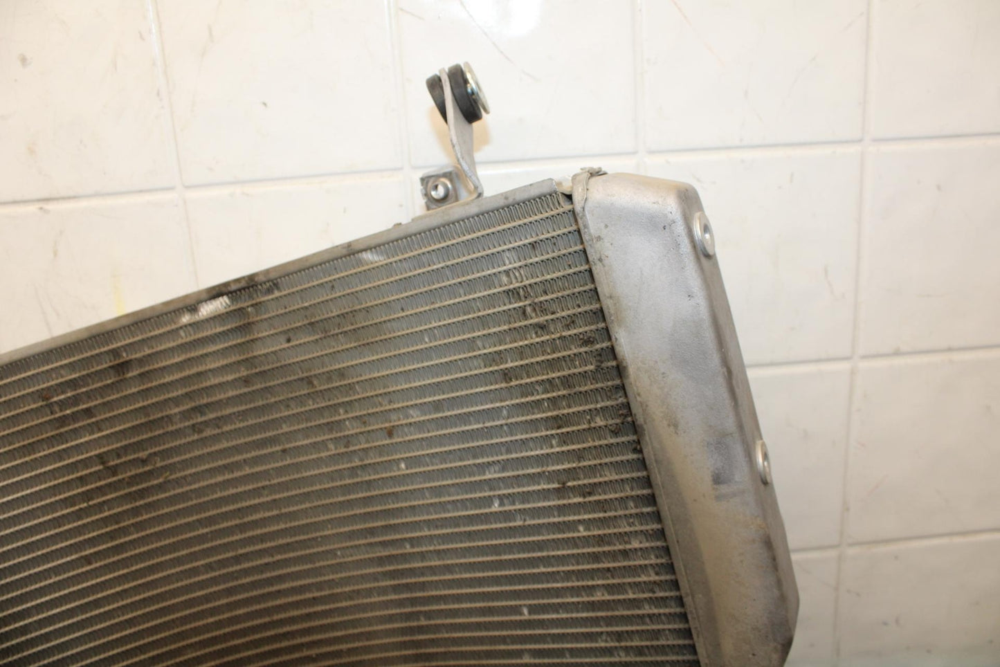 18 YAMAHA YZF R1  ENGINE RADIATOR MOTOR COOLER COOLING RADIATER BB473