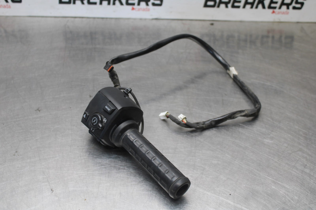 22 HARLEY-DAVIDSON PAN AMERICA 1250 RIGHT HANDLE BAR KILL OFF START SWITCH BB910