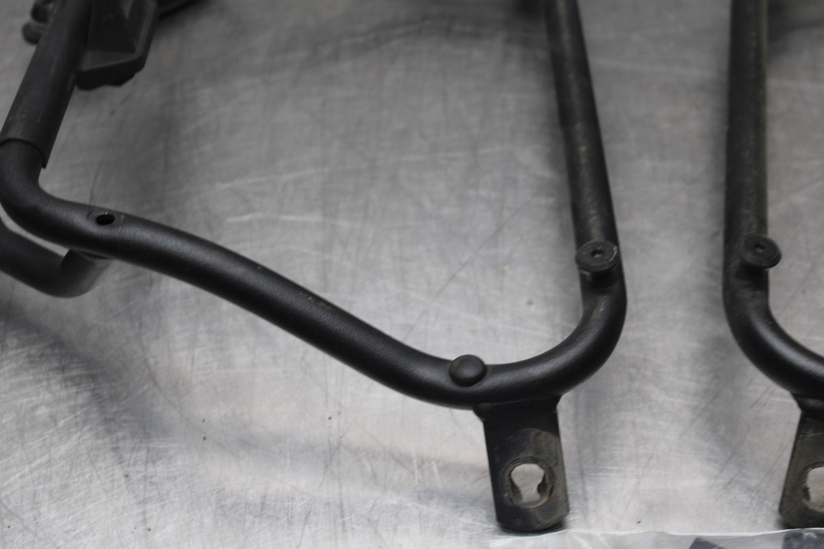 15-17 YAMAHA FJ09 MONKEY SIDE SADDLE BAG MOUNTS BB906