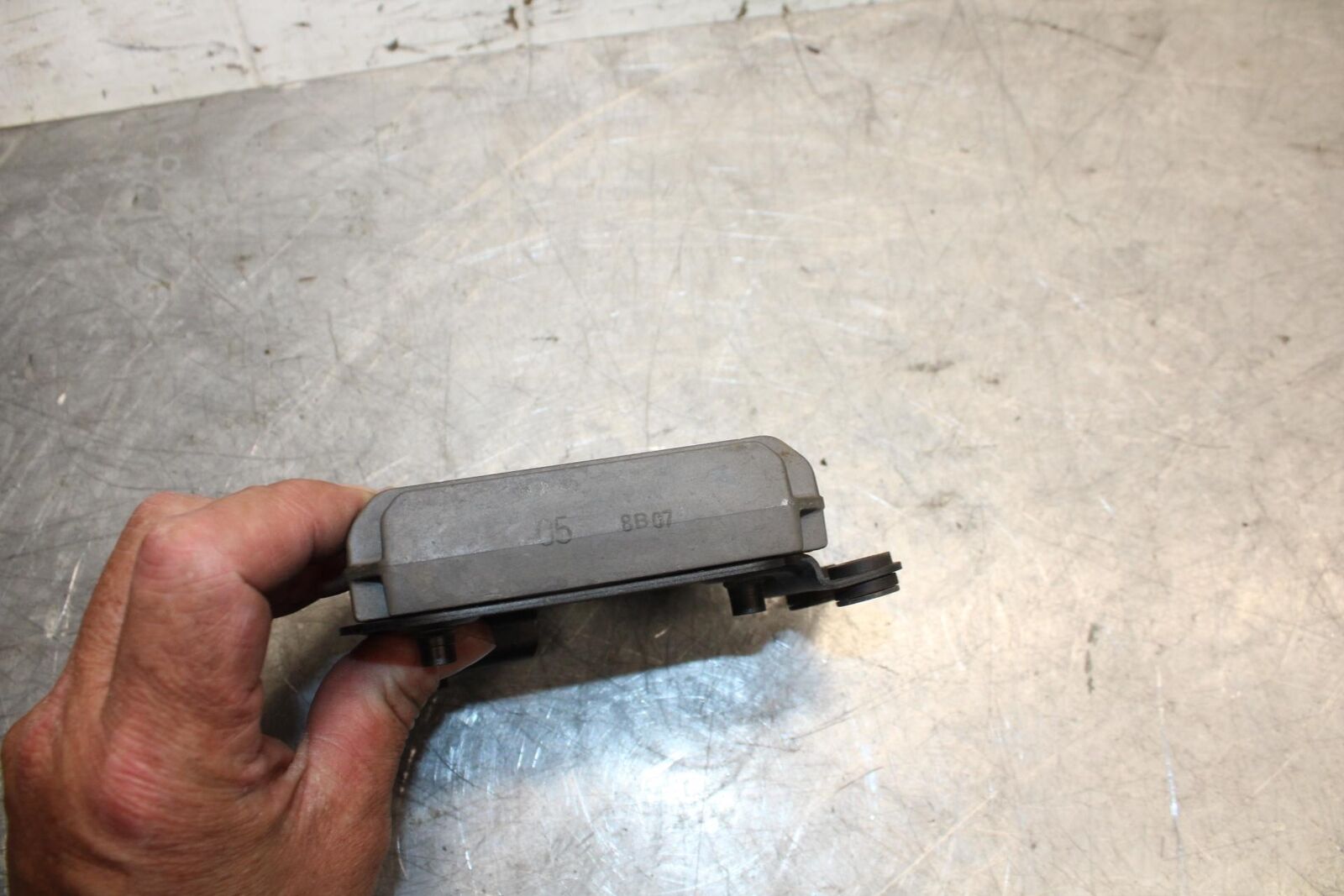 2008 Kawasaki Ninja ZX10R ZX1000E RECTIFIER VOLTAGE REGULATOR 21066-0731 BB524