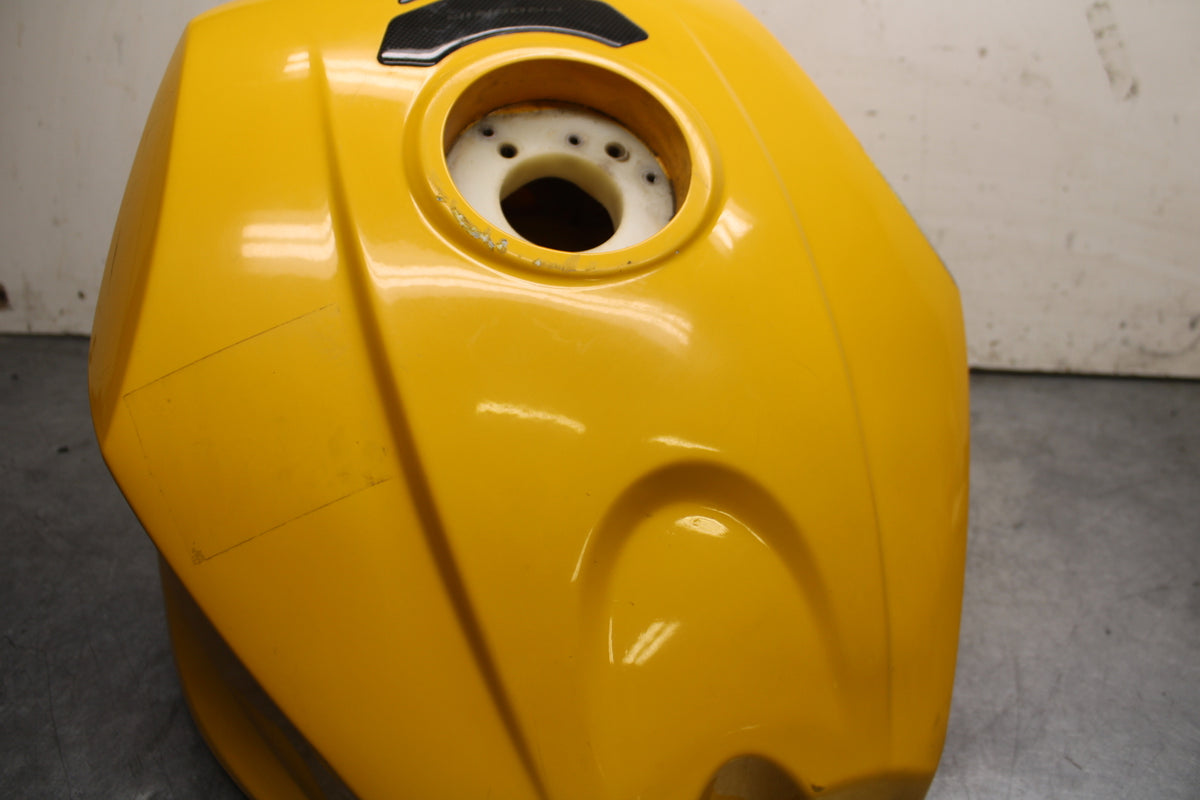 03-04 TRIUMPH DAYTONA 600 GAS TANK FUEL CELL PETROL RESERVOIR BB745