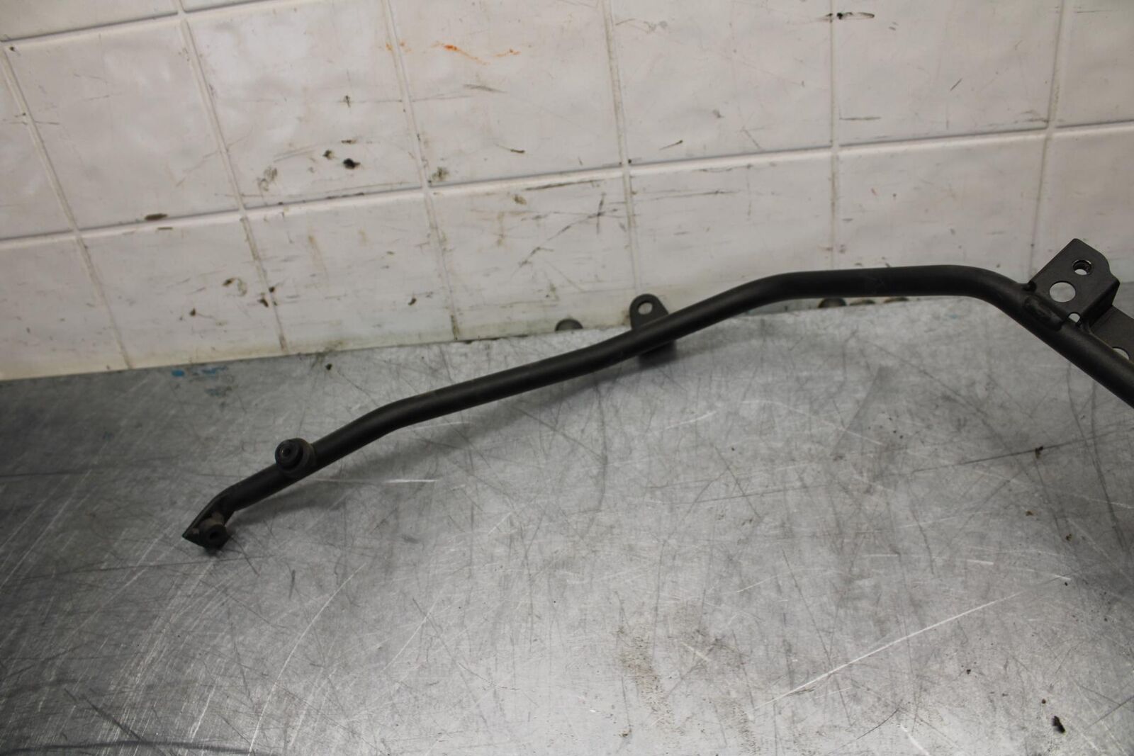 07-08 KAWASAKI CONCOURS 1400 ABS RIGHT FAIRING STAY BRACKET BB449