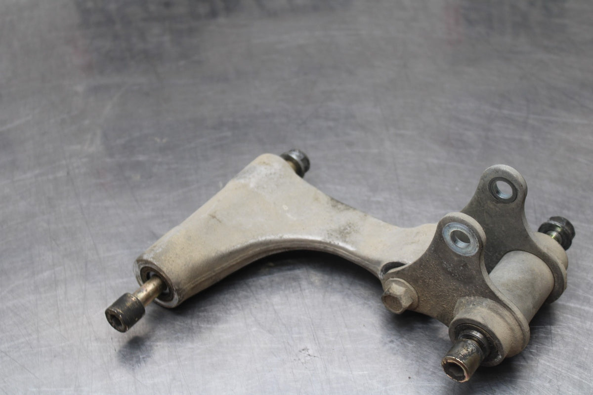 98-05 HONDA SUPER HAWK 1000 VTR1000F REAR DOGBONE SHOCK LINKAGE LINK BB821