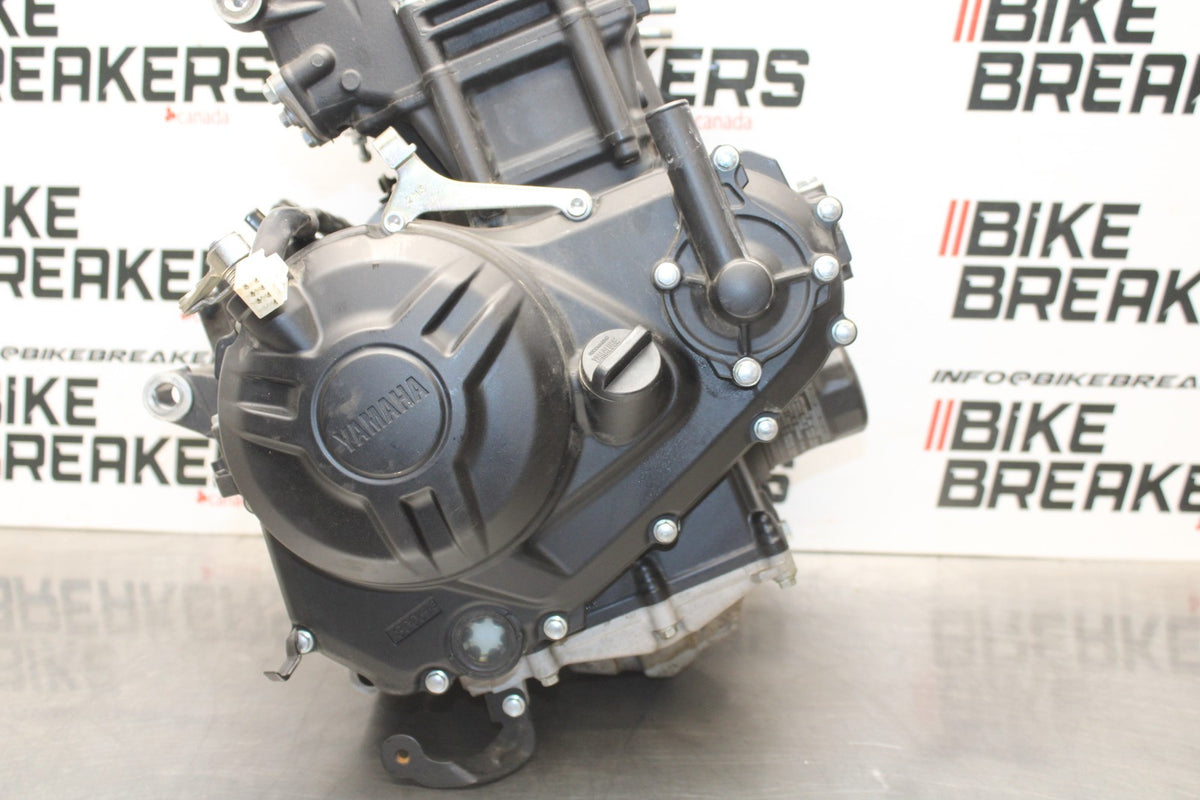 23 YAMAHA YZF R3 ENGINE MOTOR BB806