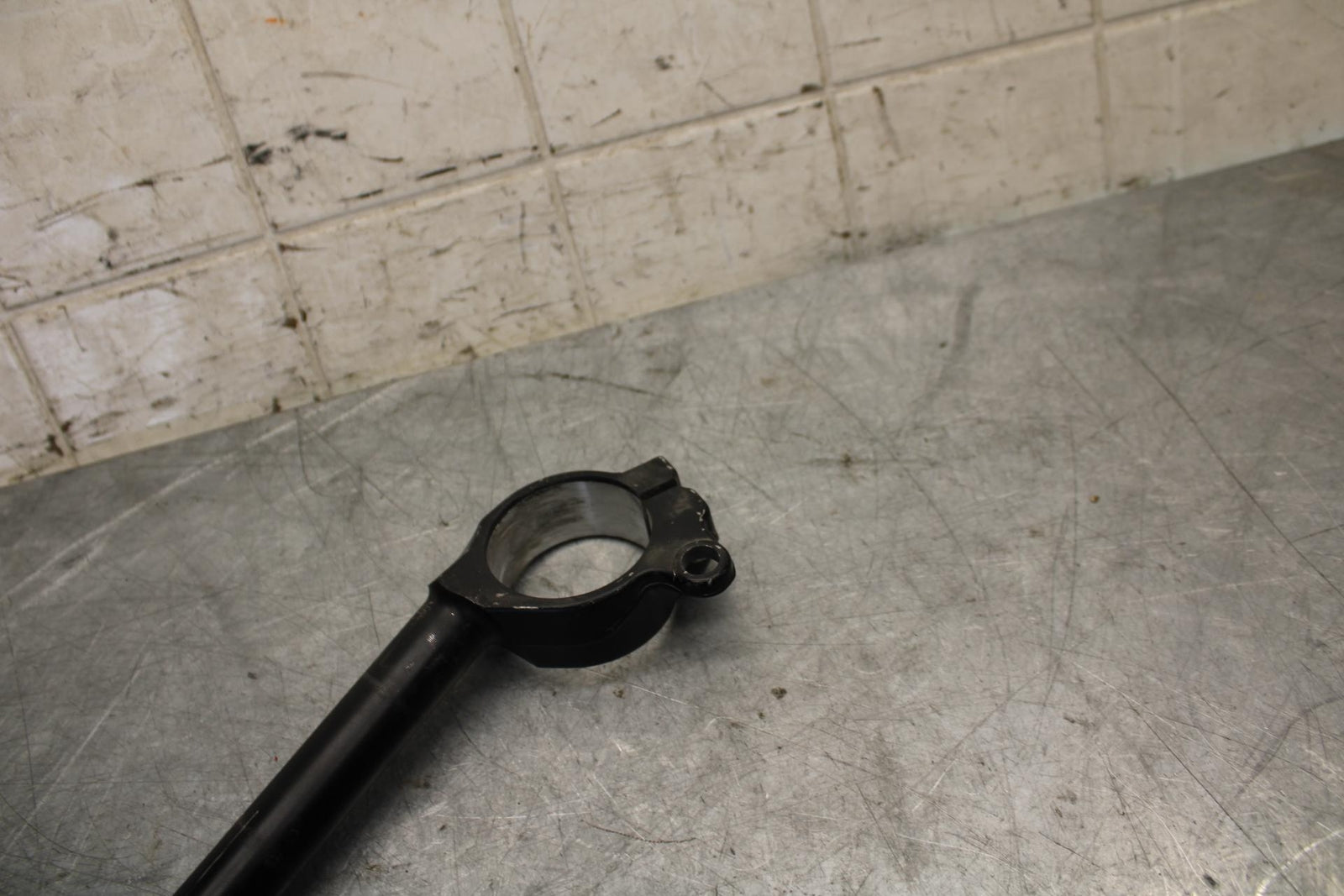 2008 Kawasaki Ninja ZX10R ZX1000E LEFT CLIP ON HANDLEBAR 46003-0144 BB524