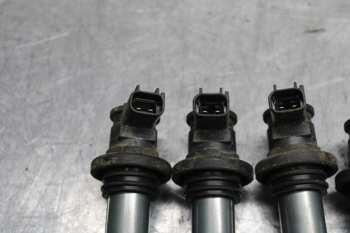 11-24 SUZUKI GSXR750 IGNITION COILS COIL SPARK PLUG CAPS 33410-38H00 BB714