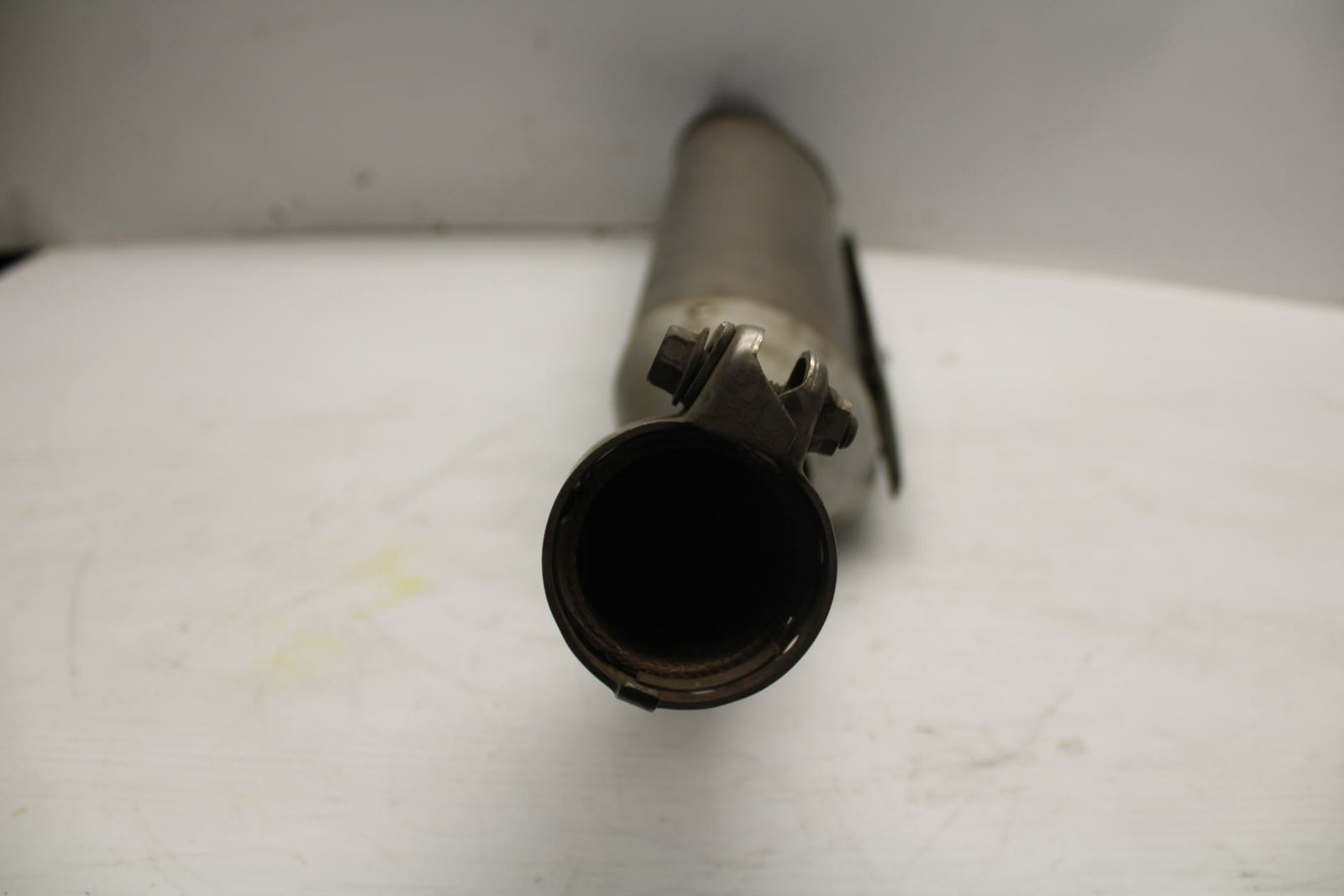 06 YAMAHA YZF R1 EXHAUST PIPE RIGHT MUFFLER SLIP ON CAN SILENCER BB282