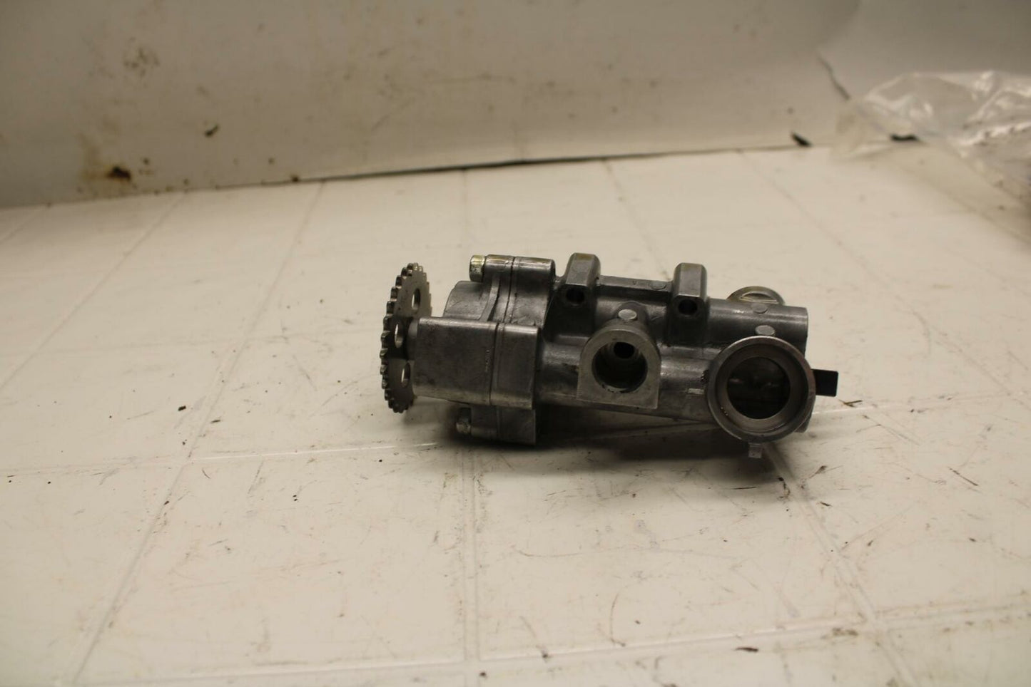 11-13 SUZUKI GSXR600 ENGINE MOTOR OIL PUMP BB17
