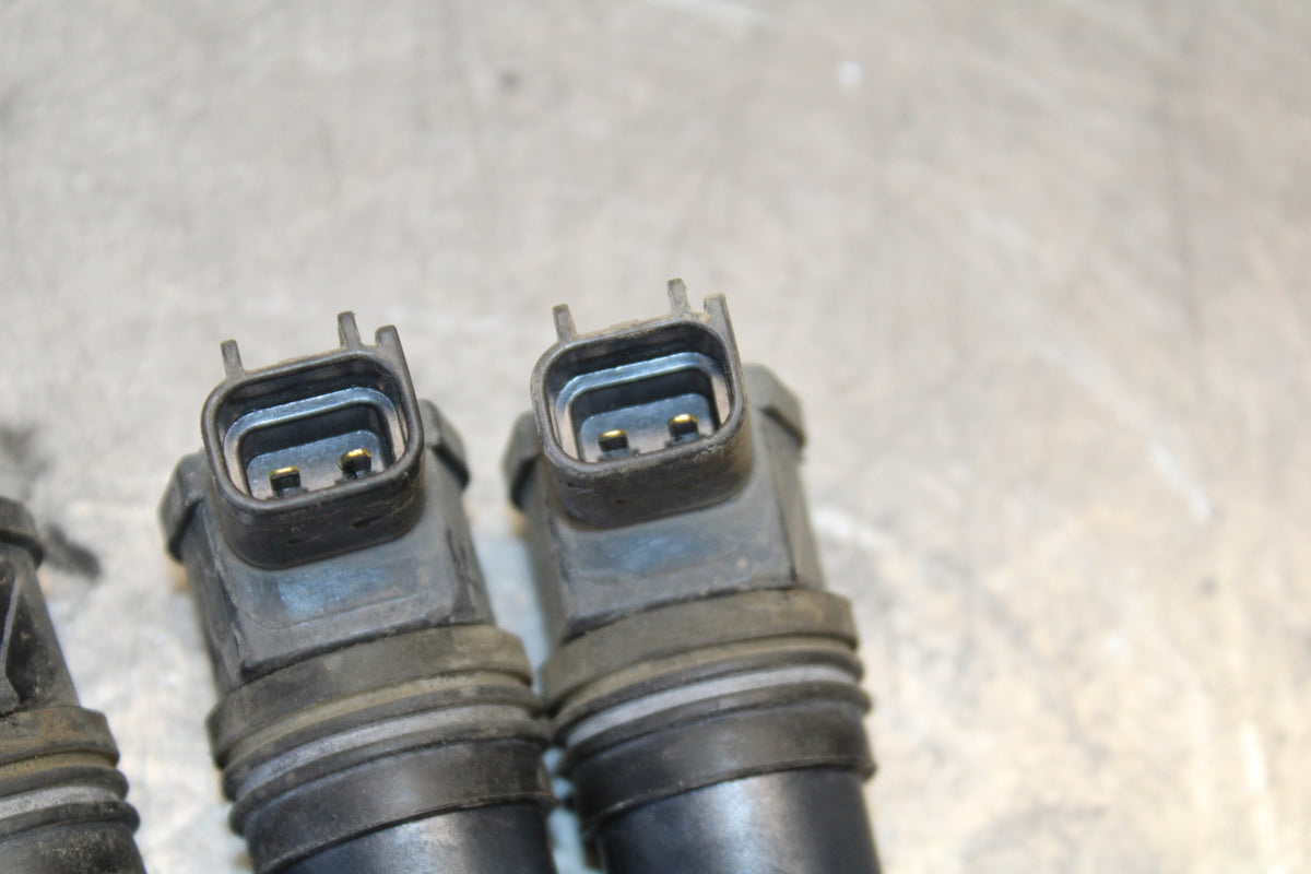 05-06 HONDA CBR600RR IGNITION COILS COIL SPARK PLUG CAPS 30700-MEE-641 BB689