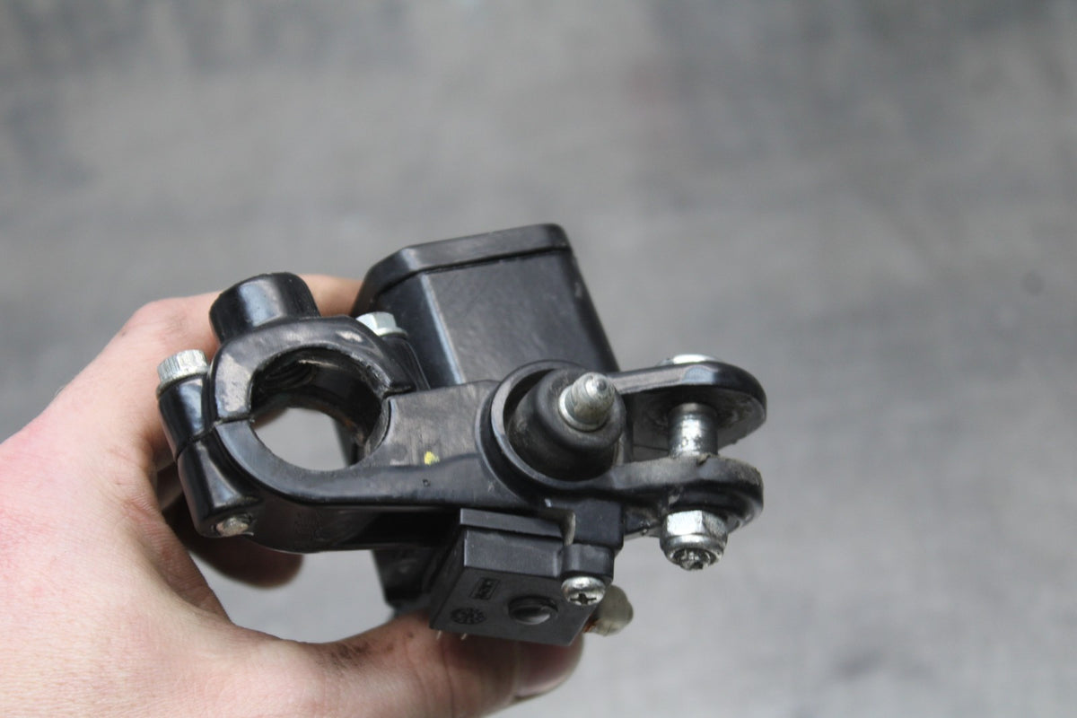 13-16 KTM 390 DUKE FRONT BRAKE MASTER CYLINDER BB815