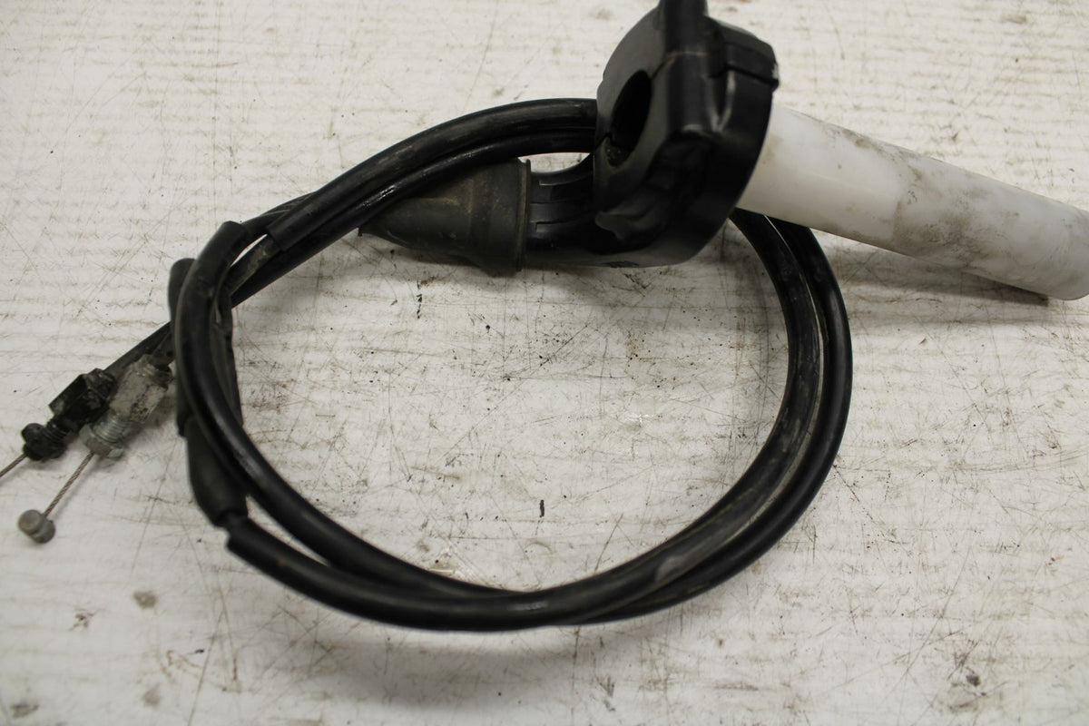 07 YAMAHA YZF R6 2c0 THROTTLE CABLE LINE HOUSING GUIDE BB297