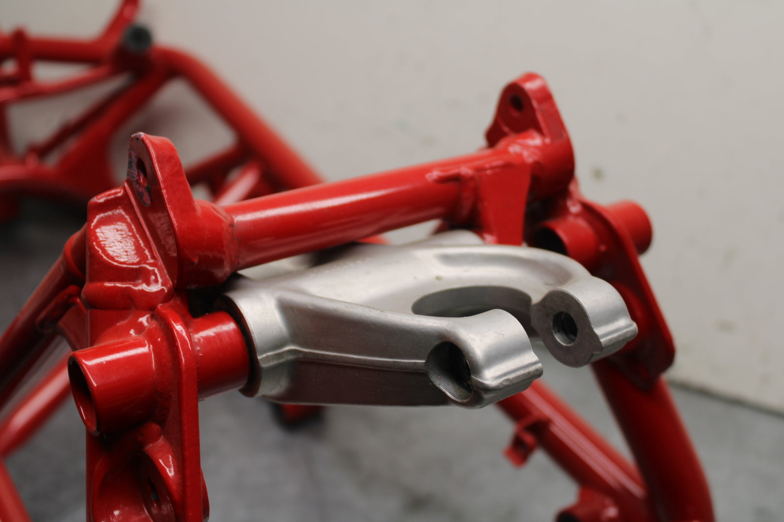 09-11 DUCATI STREETFIGHTER 1098 FRAME CHASSIS BB705