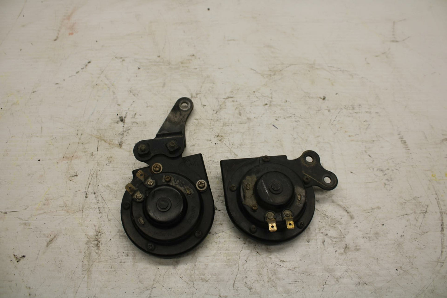 03-04 YAMAHA ROAD STAR 1600 HORN SIGNAL  BB279