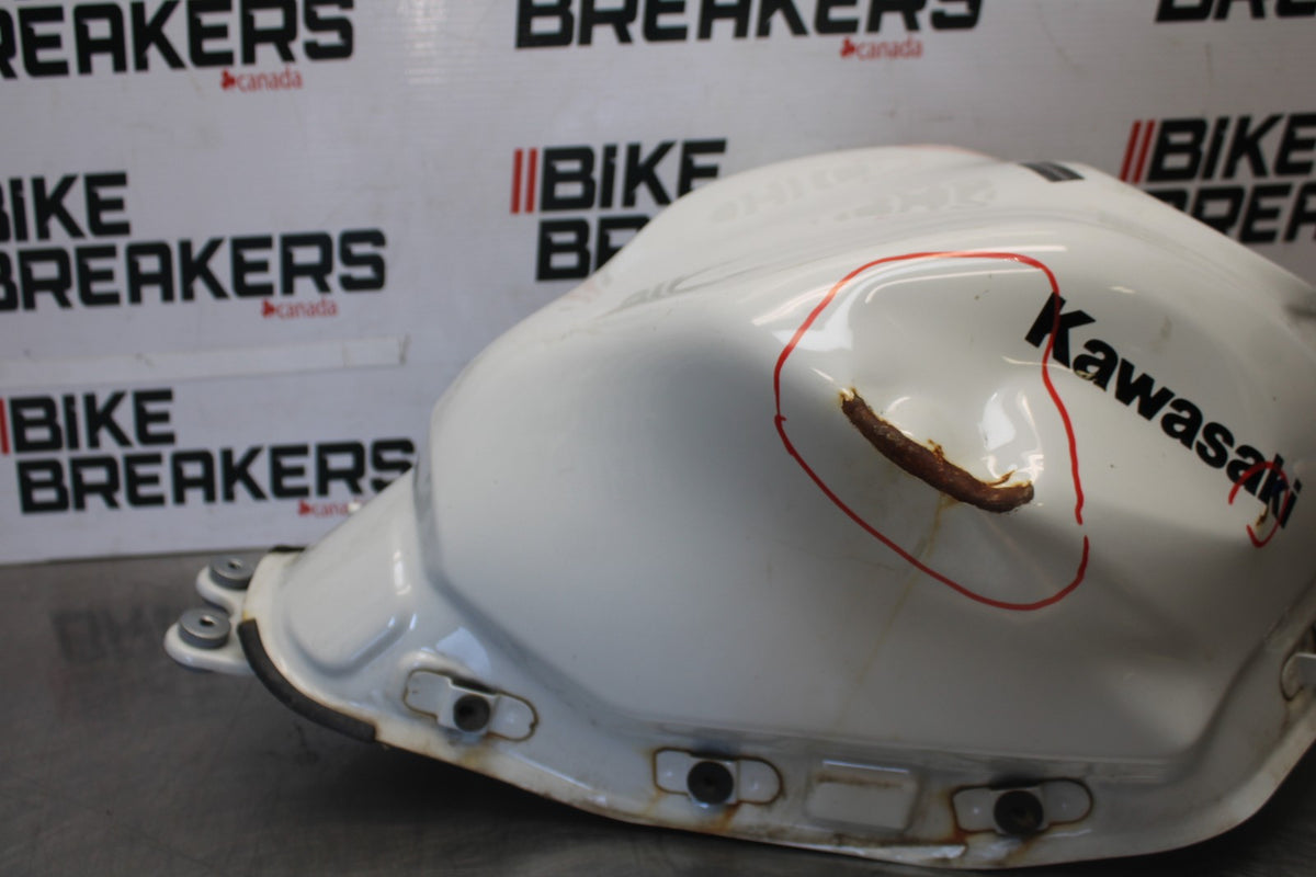 23 KAWASAKI NINJA 650 EX650 GAS TANK FUEL CELL PETROL RESERVOIR BB920