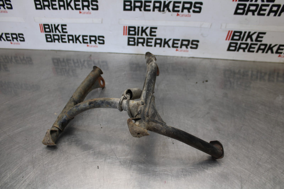 06-07 HONDA INTERCEPTOR 800 VFR800 CENTER MAIN STAND BB917