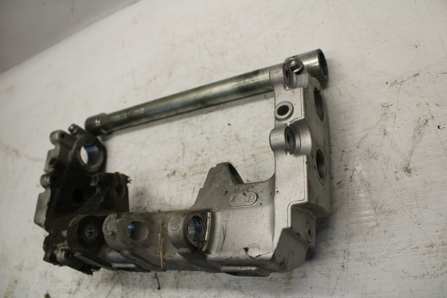 00-01 HONDA CBR929RR REAR SWINGARM SHOCK LINKAGE LINK BB265