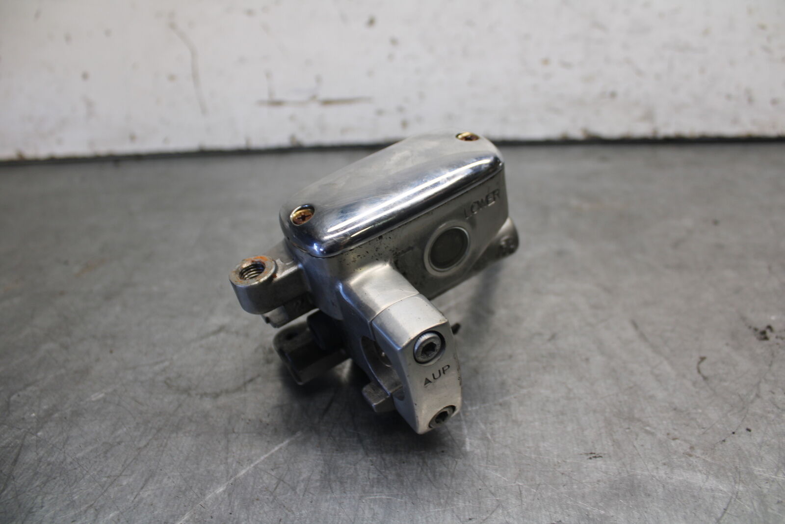 05-06 YAMAHA ROYAL STAR FRONT BRAKE MASTER CYLINDER BB697
