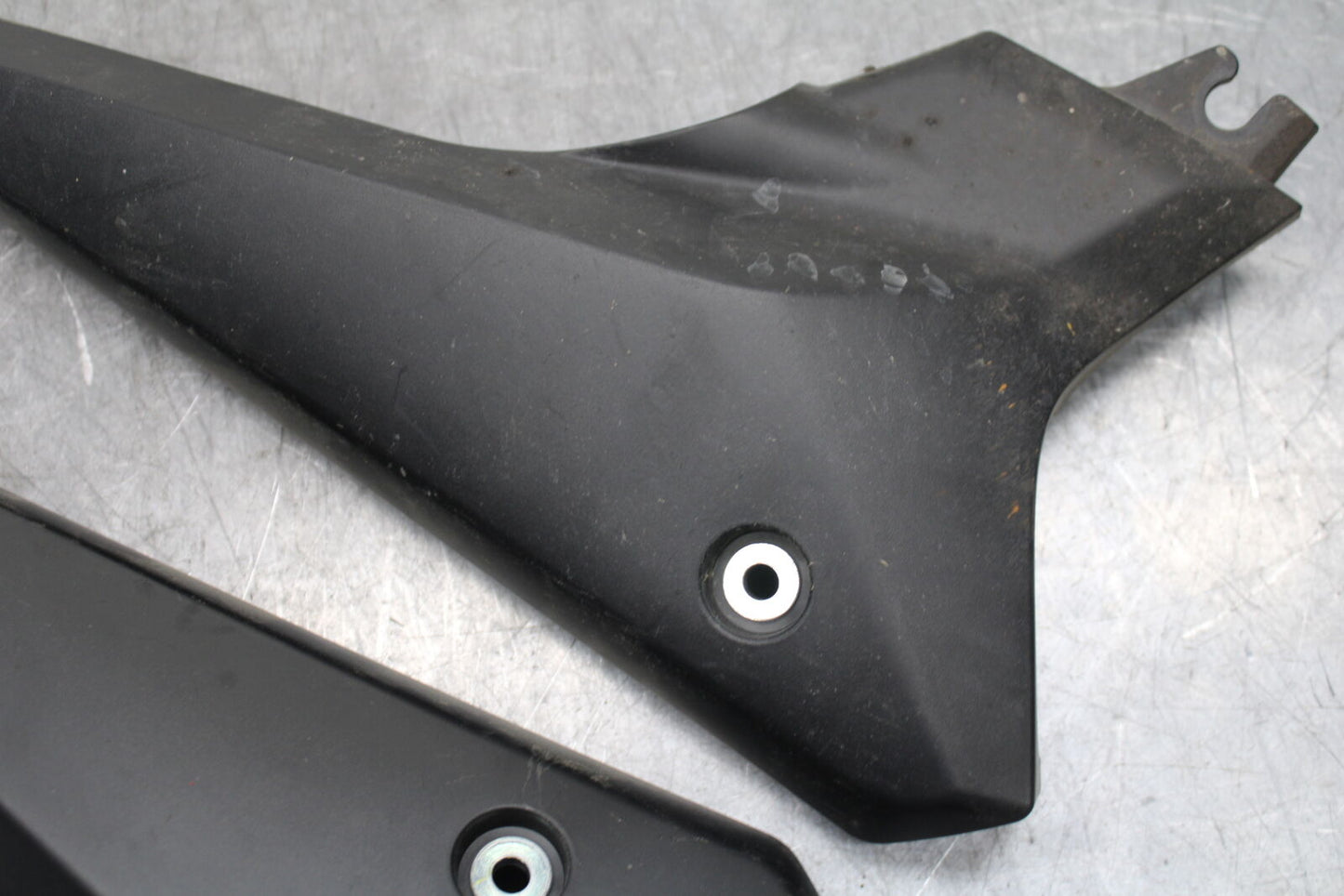 09-15 YAMAHA FZ6R RIGHT LEFT SIDE SEAT PANELS TRIMS COWLS FAIRINGS COVER BB719 