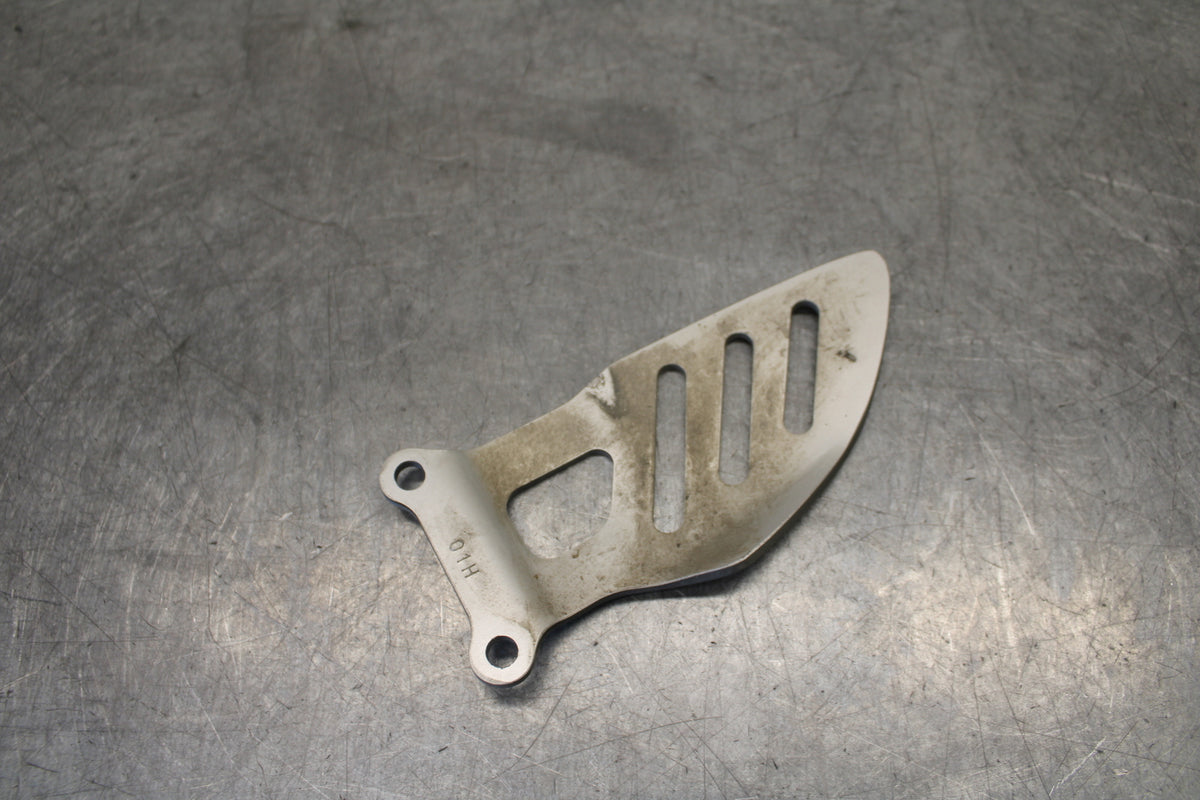 06-07 SUZUKI GSXR 600 LEFT REARSET REAR SET HEEL GUARD COVER  BB694