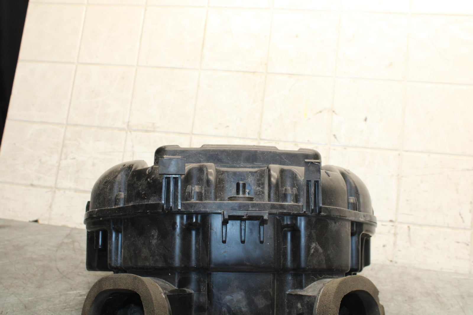 06-07 SUZUKI GSXR600 AIRBOX AIR INTAKE FILTER BOX FILTER BB543